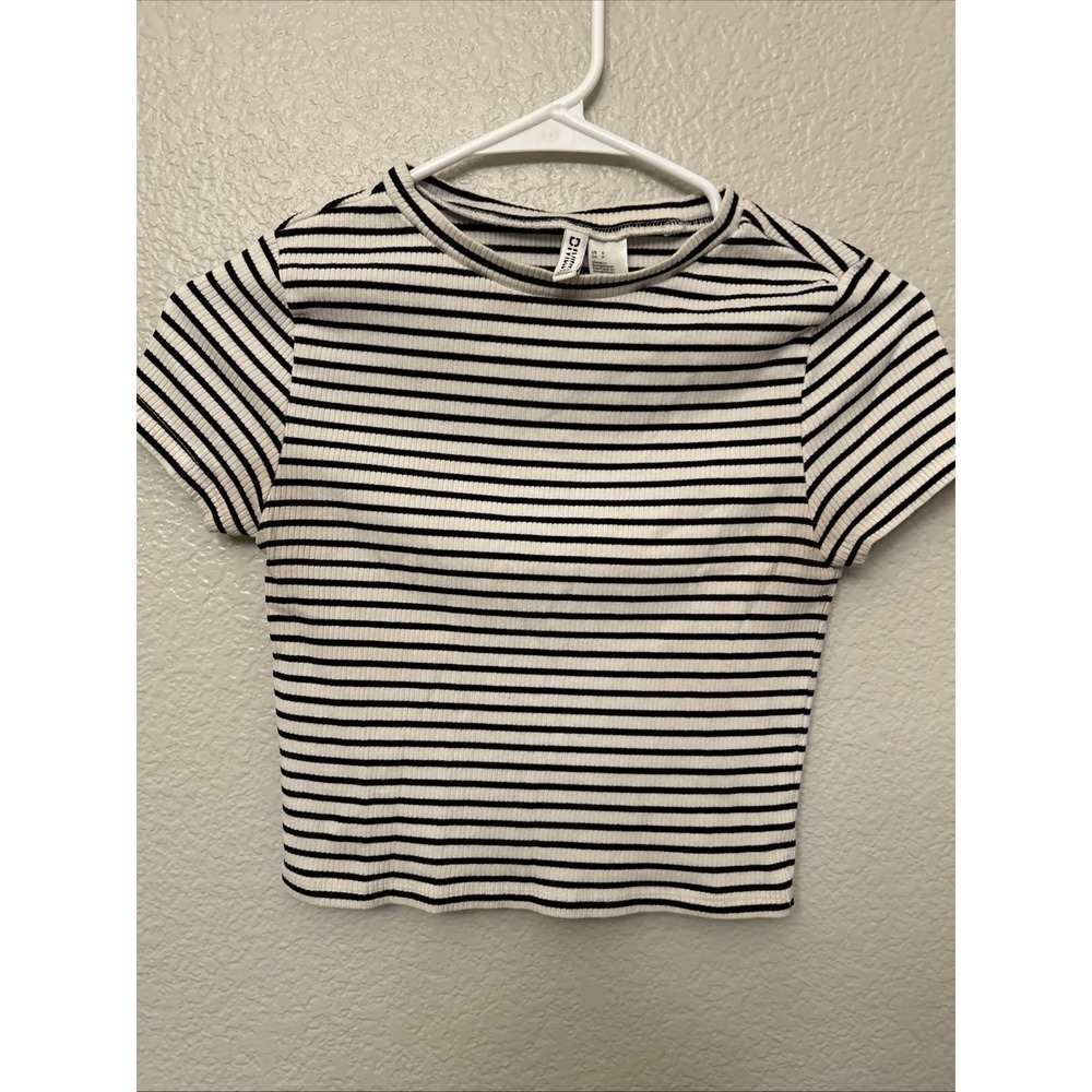 H&M Divided Women's Ribbed  Black White Striped Short Sleeve TShirt, Size S